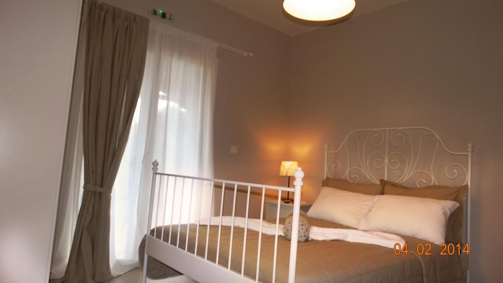Smaragdi Studios Pefkari Zimmer foto
